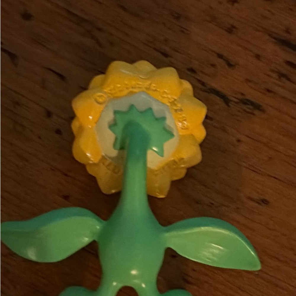 TOMY Pokemon SUNFLORA 2" Mini Figure CGTSJ Vintage Nintendo Toy Collectible - Picture 5 of 5